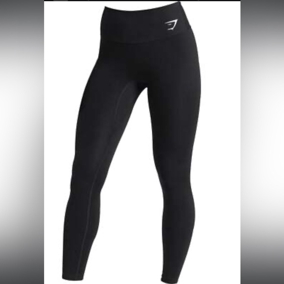 NWOT Gymshark Black Leggins - Picture 1 of 10